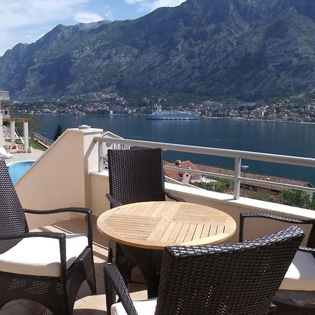 Apartment Fjord Waterfront Kotor Extérieur photo