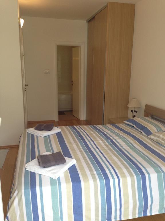 Apartment Fjord Waterfront Kotor Extérieur photo